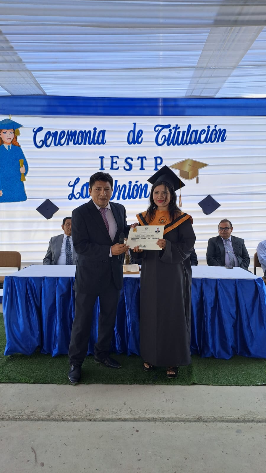 Entrega de títulos de profesional técnico 2023