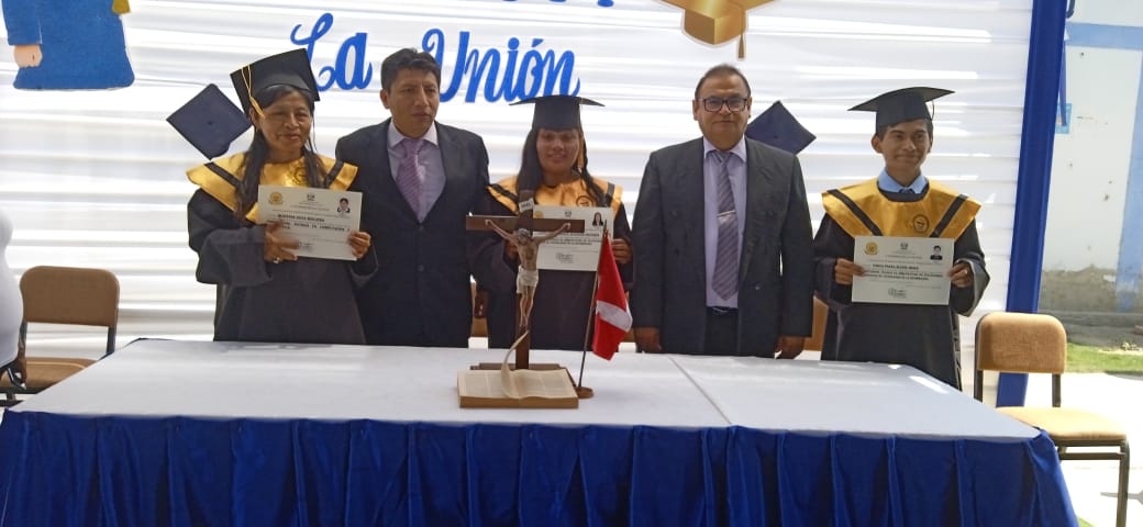 Ceremonia de entrega de títulos de profesional técnico